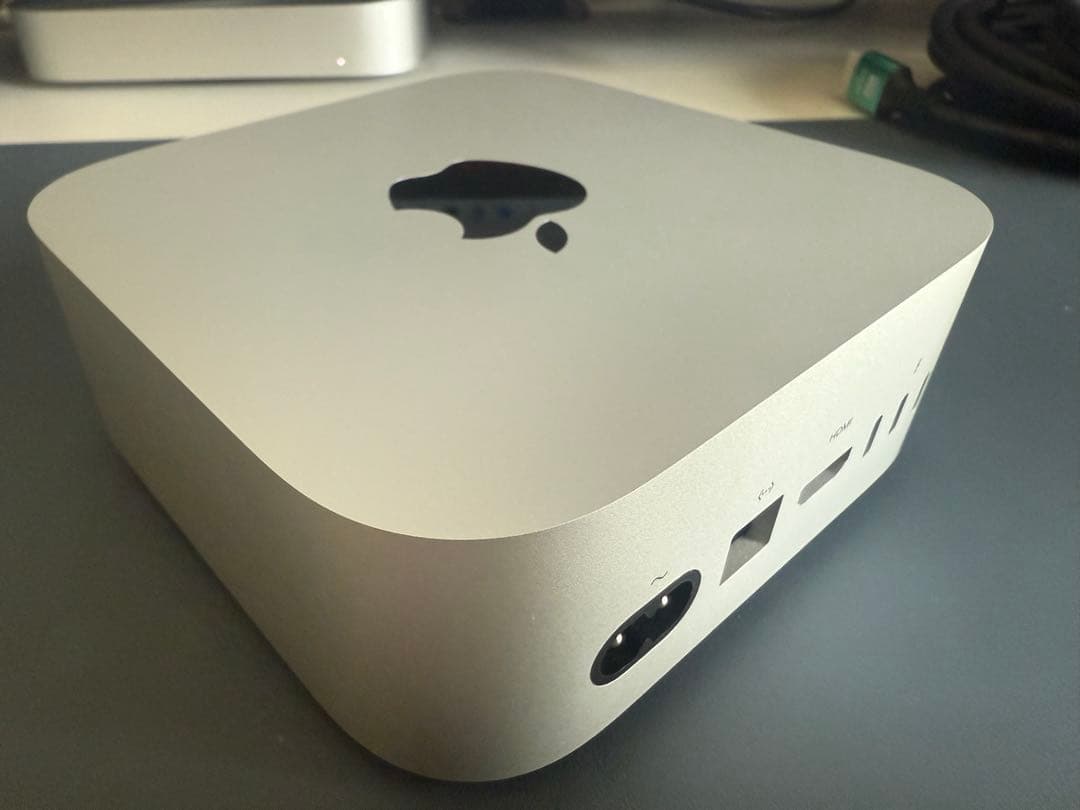 Macデスクトップ Mac mini M4 16GB RAM 2TB SSD