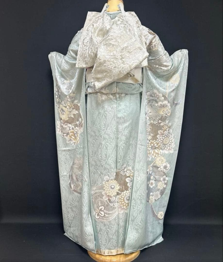 水色の牡丹や菊の上品な振袖フルセット(大きくお仕立て出来ます)