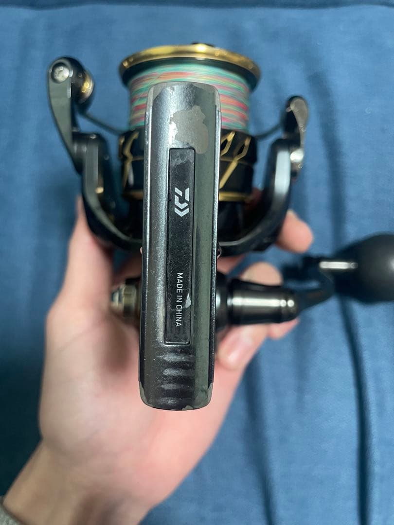 CALDIA SW 6000D-H マルチカラーリール