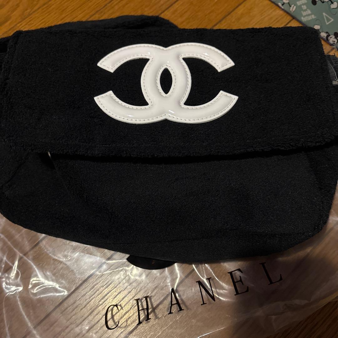 未使用 シャネル CHANEL ノベルティ パイル地 ショルダーバッグ 黒ｘ白