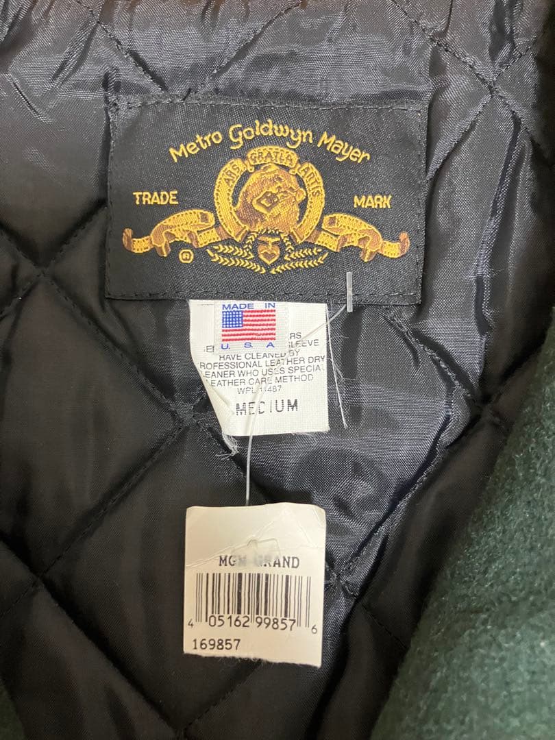 メトロ・ゴールドウィン・メイヤー スタジャン　古着　USA製