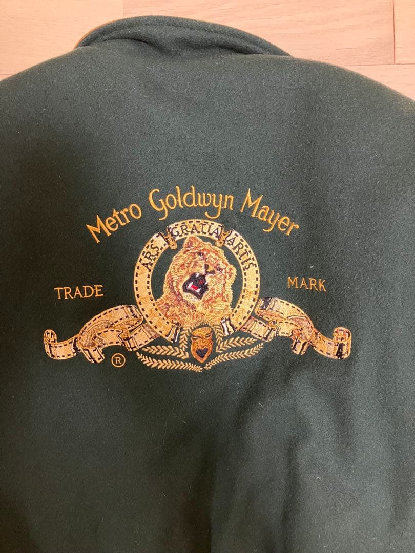 メトロ・ゴールドウィン・メイヤー スタジャン　古着　USA製