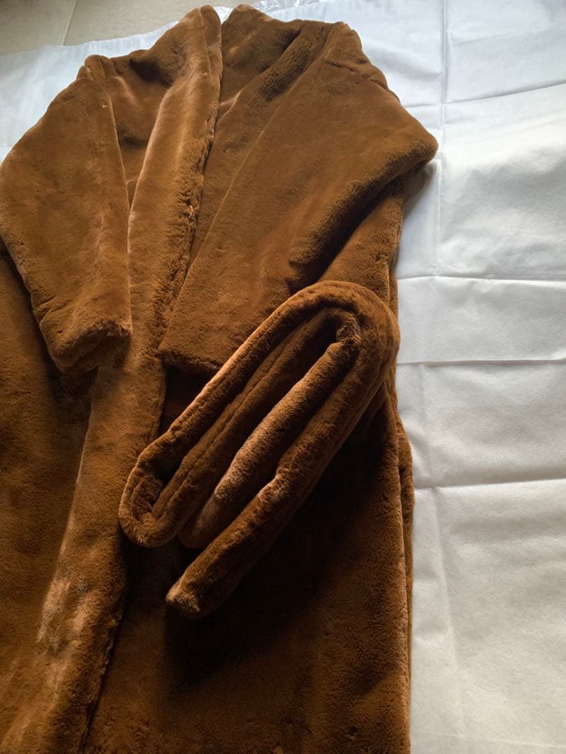 ジャケット・アウター TOTEME Chelsea faux fur coat