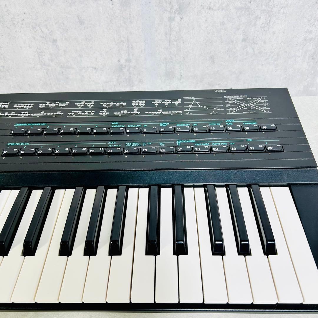 YAMAHA DX7 II-D シンセサイザー　ヤマハ