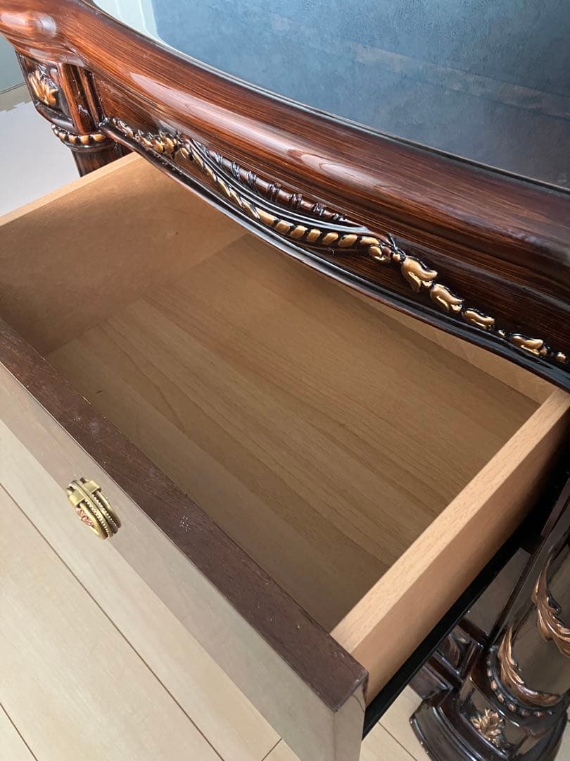 mirukii 希少　イタリア製 クラシカルな木製サイドテーブル