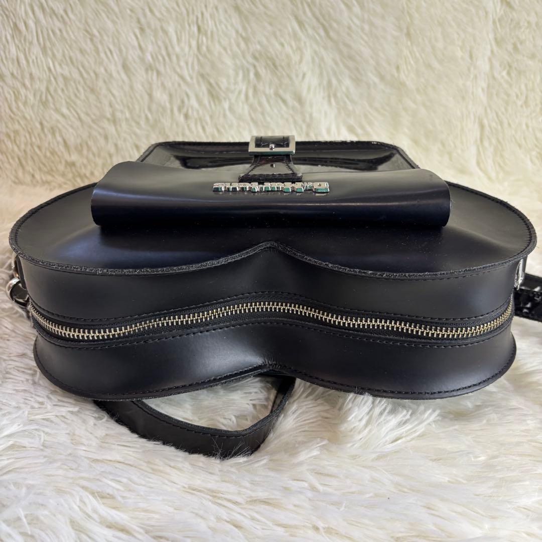 【希少】ドクターマーチン ショルダーバッグ ハート型 ブラック レザー