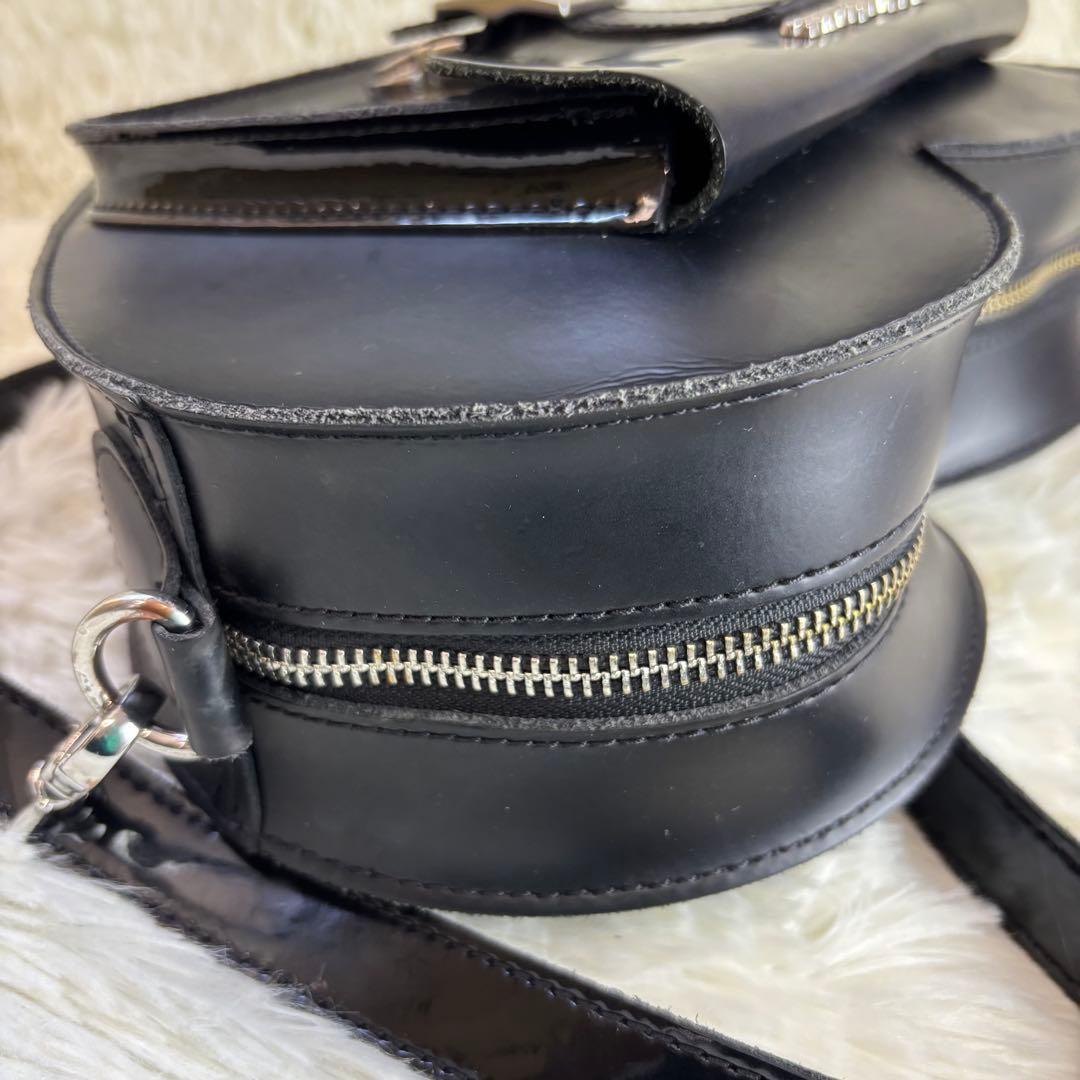 【希少】ドクターマーチン ショルダーバッグ ハート型 ブラック レザー