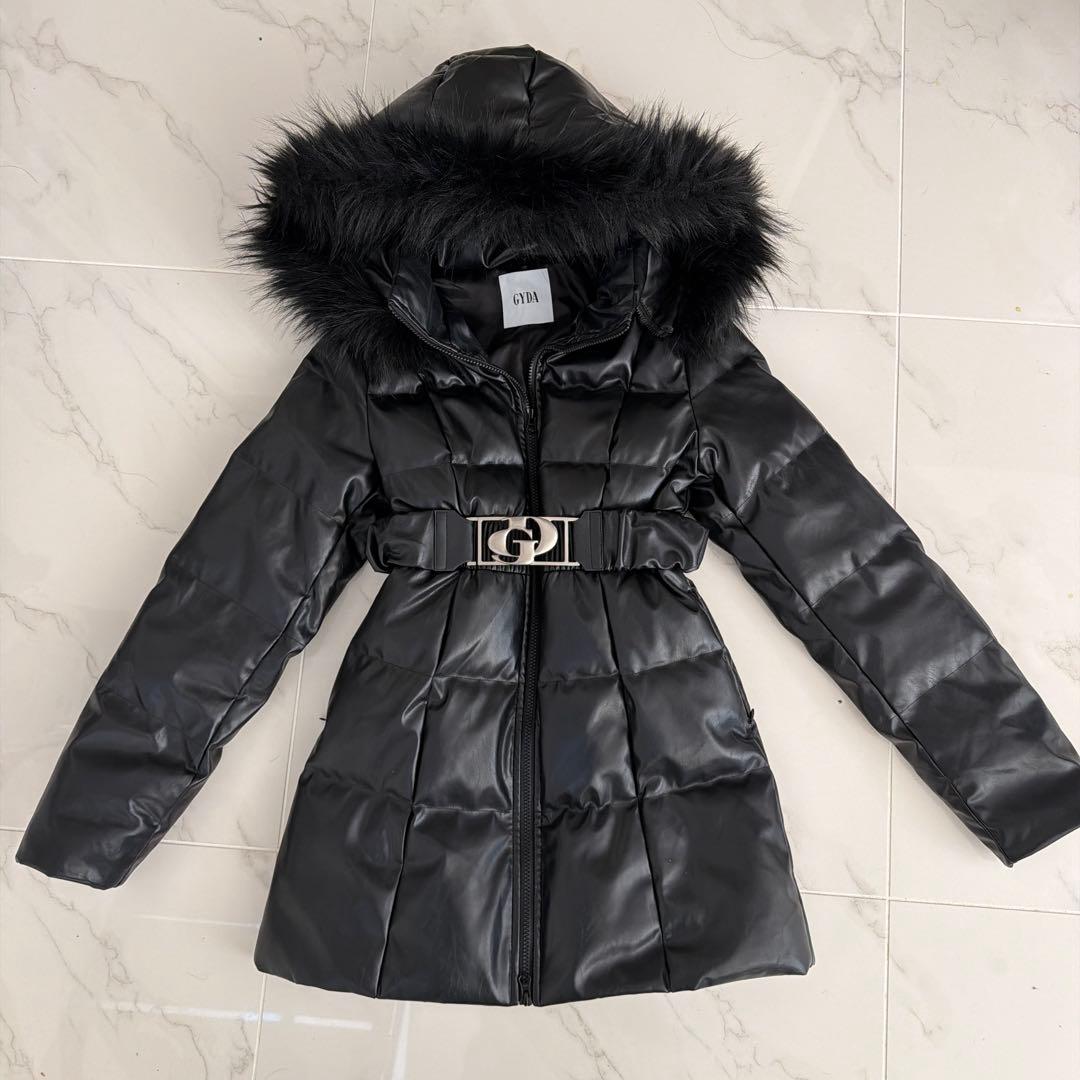 GYDA ブラックファー付きコート