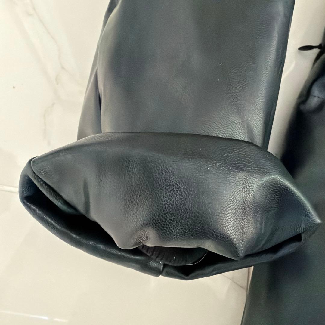 GYDA ブラックファー付きコート