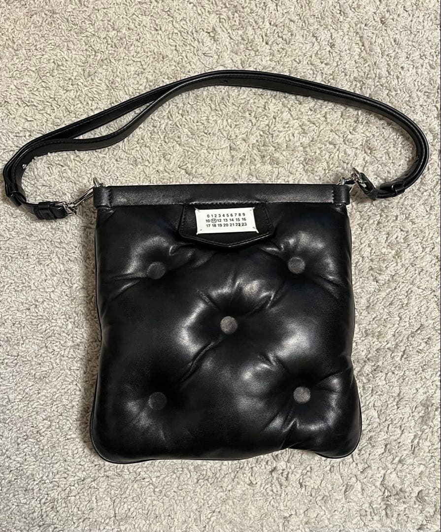 メゾンマルジェラ　グラムスラム　フラップポケットバッグ