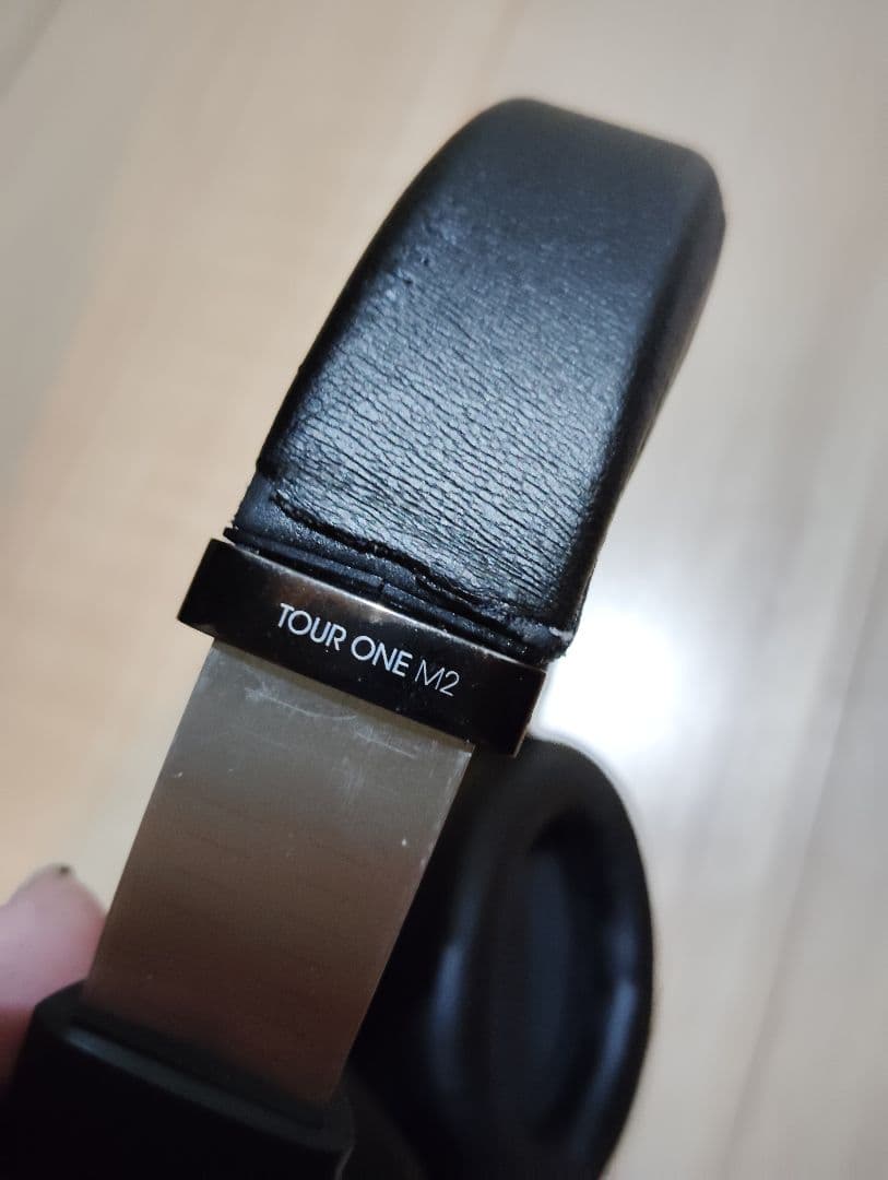 ヘッドホン JBL tour one m2