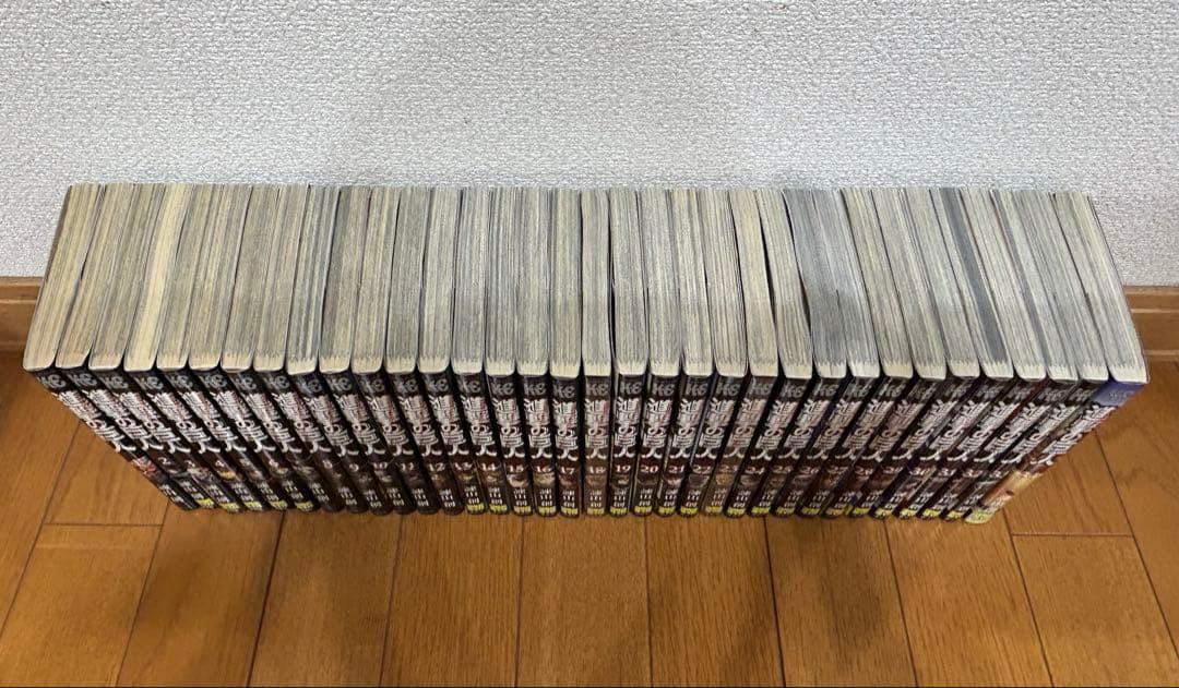 【全巻初版】進撃の巨人 全３４巻