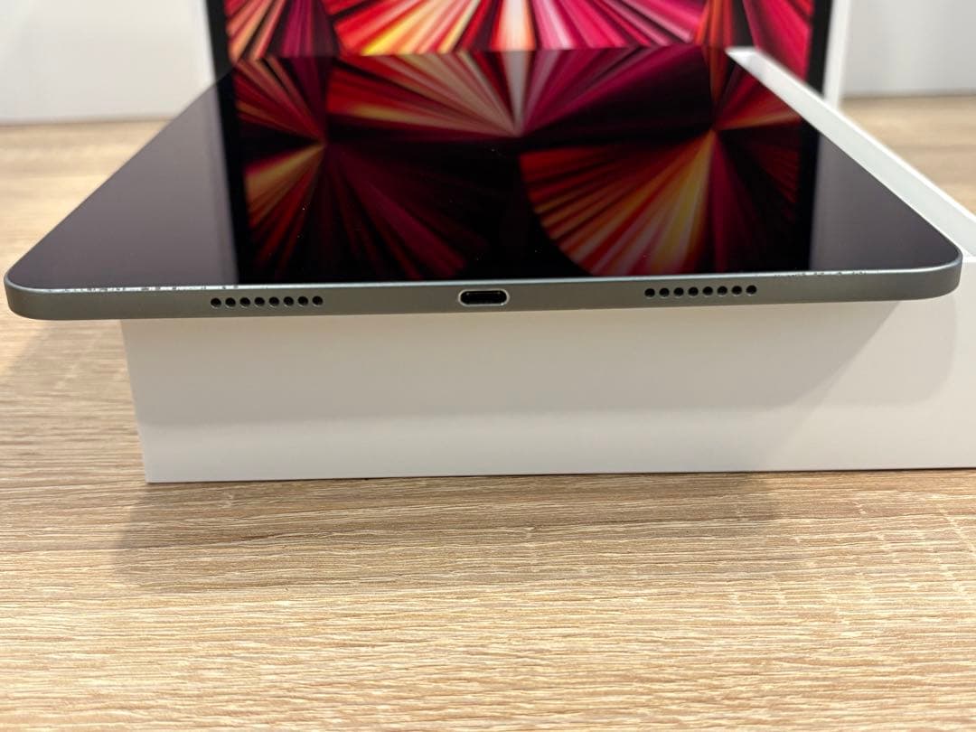 美品 iPad Pro 11 第3世代 MHQU3J/A 256GB