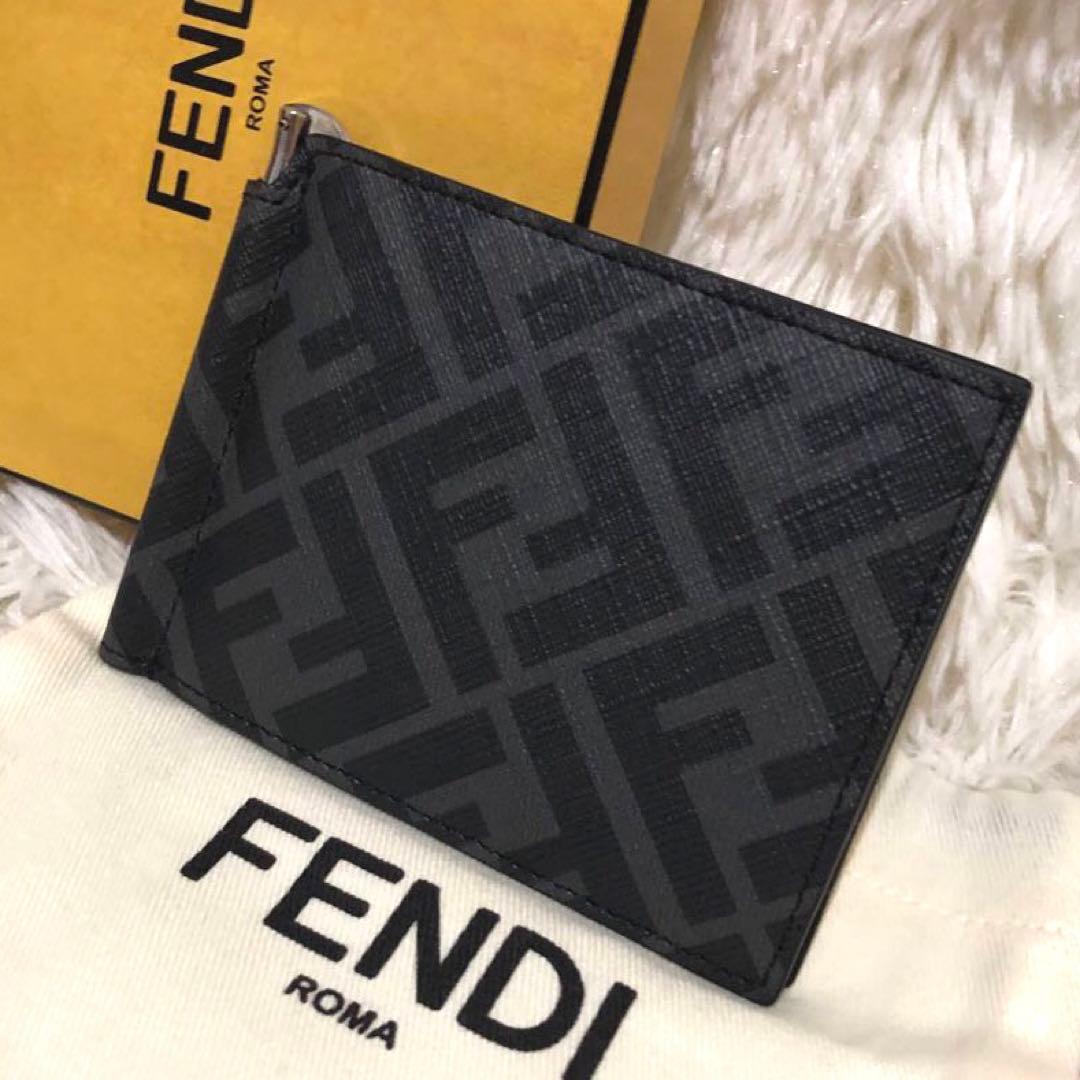 未使用✨フェンディFENDI ズッカ　レザー ロゴ マネークリップ
