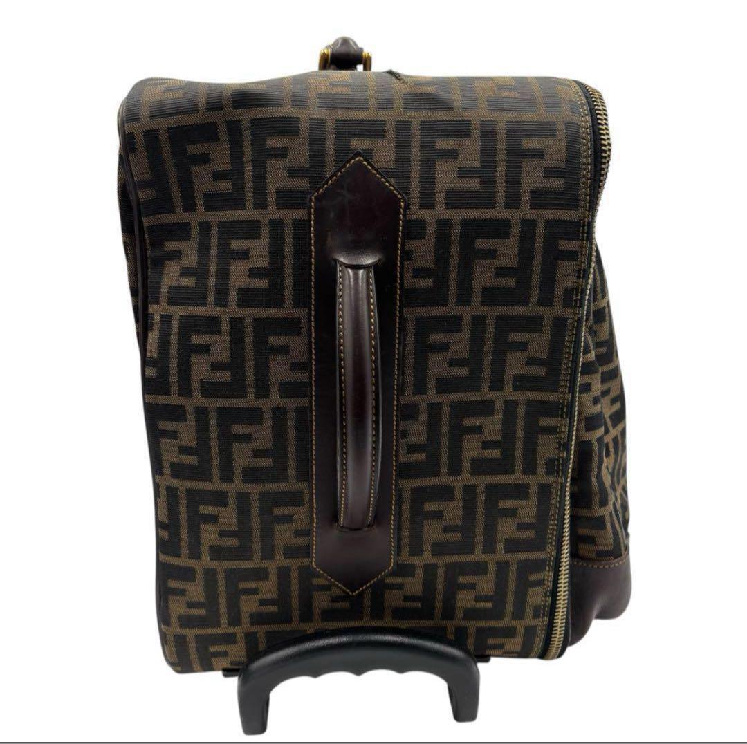 希少品FENDI フェンディ ズッカ柄　2輪キャリーケース　スーツケース　大容量