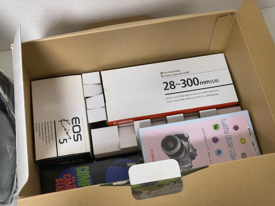 新品 Canon EOS kiss 5・レンズ2本 他 当時のセット品