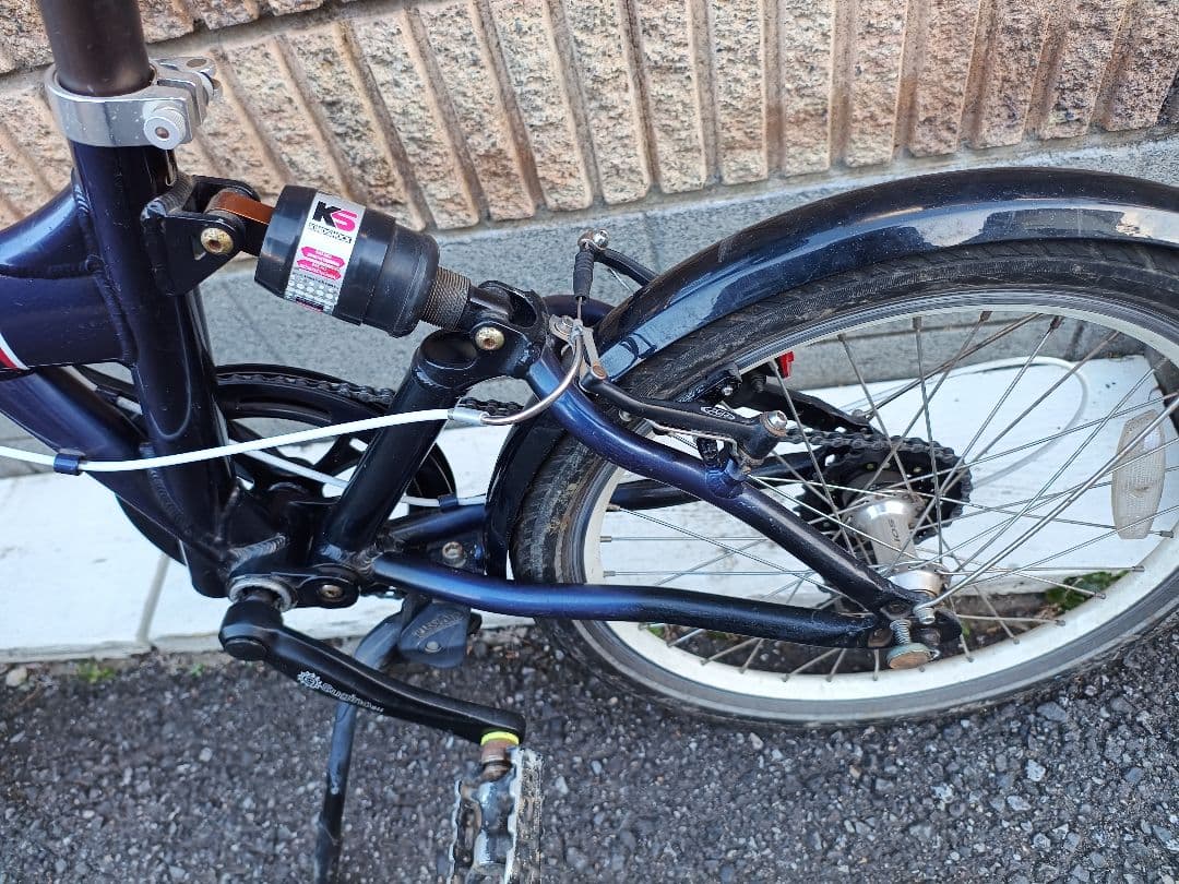 トミーヒルフィガー 折り畳み 20インチ