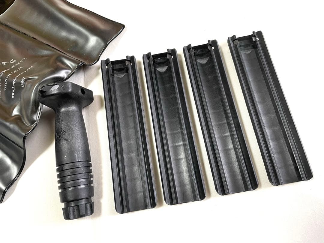 米軍実物 KAC Knights Amament ナイツ　レイルカバー セット