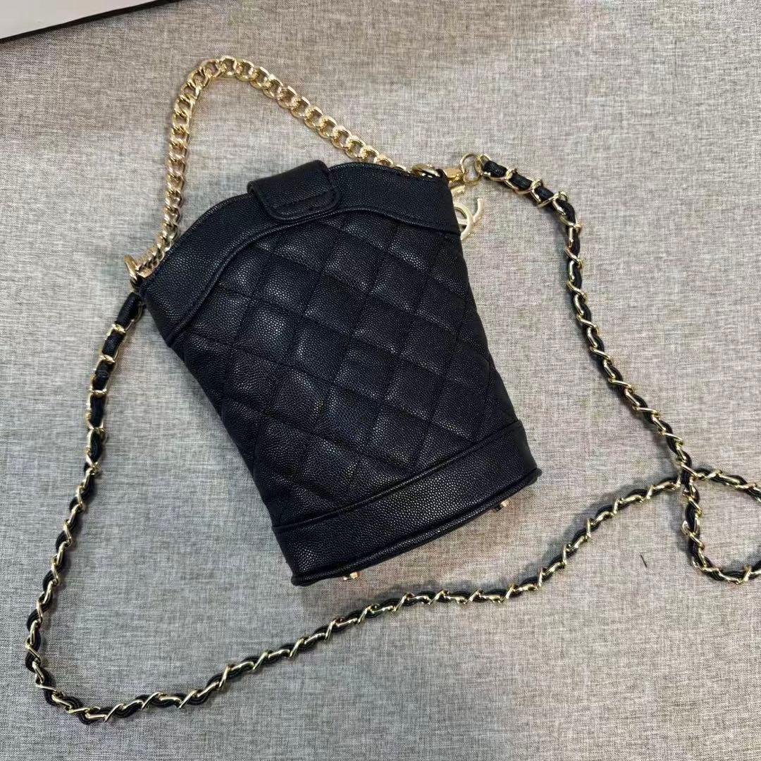 ごん 専用 VIP限定 ノベルティ キルティング　ショルダーバッグ