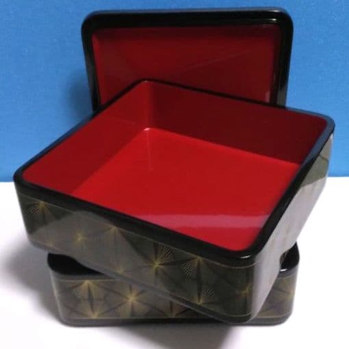 輪島塗 6.5寸二段重箱 布着本堅地　沈金 亀甲松葉 美品