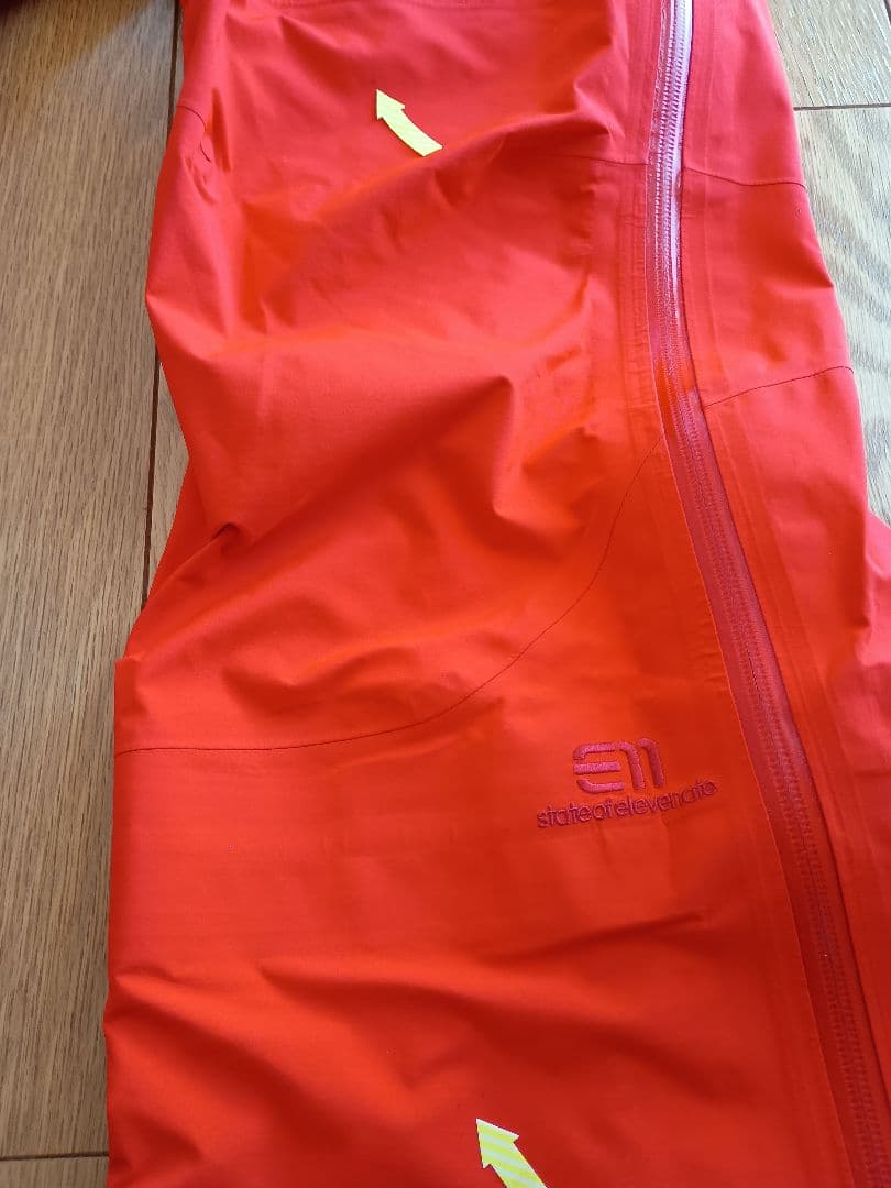 ステート オブ エレベネート　M Bec de Rosses Pants