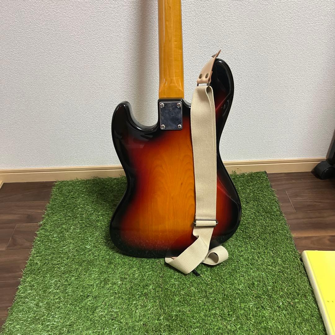 Bacchus Ultimate Series エレキベース サンバースト