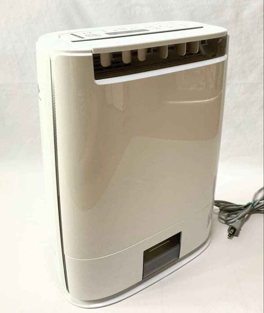 パナソニック 衣類乾燥除湿機 f-yzsx60 2019年製