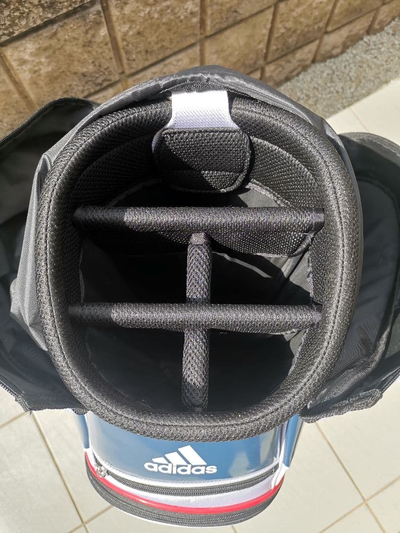 美品 adidas キャディバッグ ホワイト/ネイビー AWR92