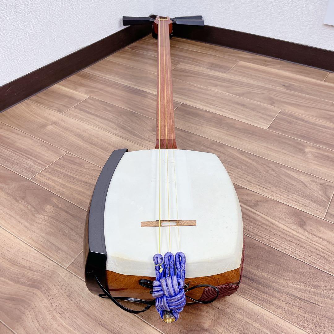 津軽三味線 花梨 太棹 丸打胴 平溝 和楽器