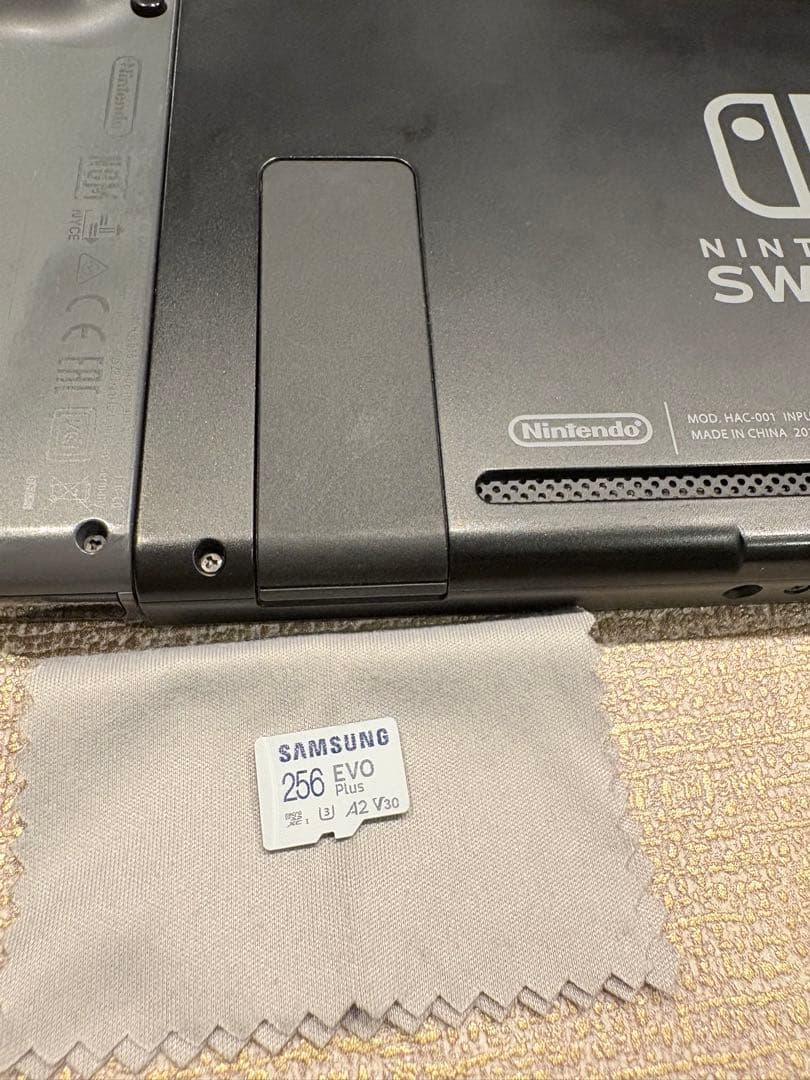 Nintendo Switch 本体 グレー ＋Joy-Conグリーン、ピンク付