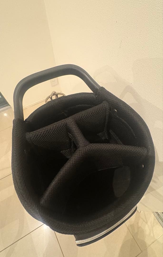 m*a様 M・U SPORTS ミエコウエサコ軽量ブラックキャディバッグ