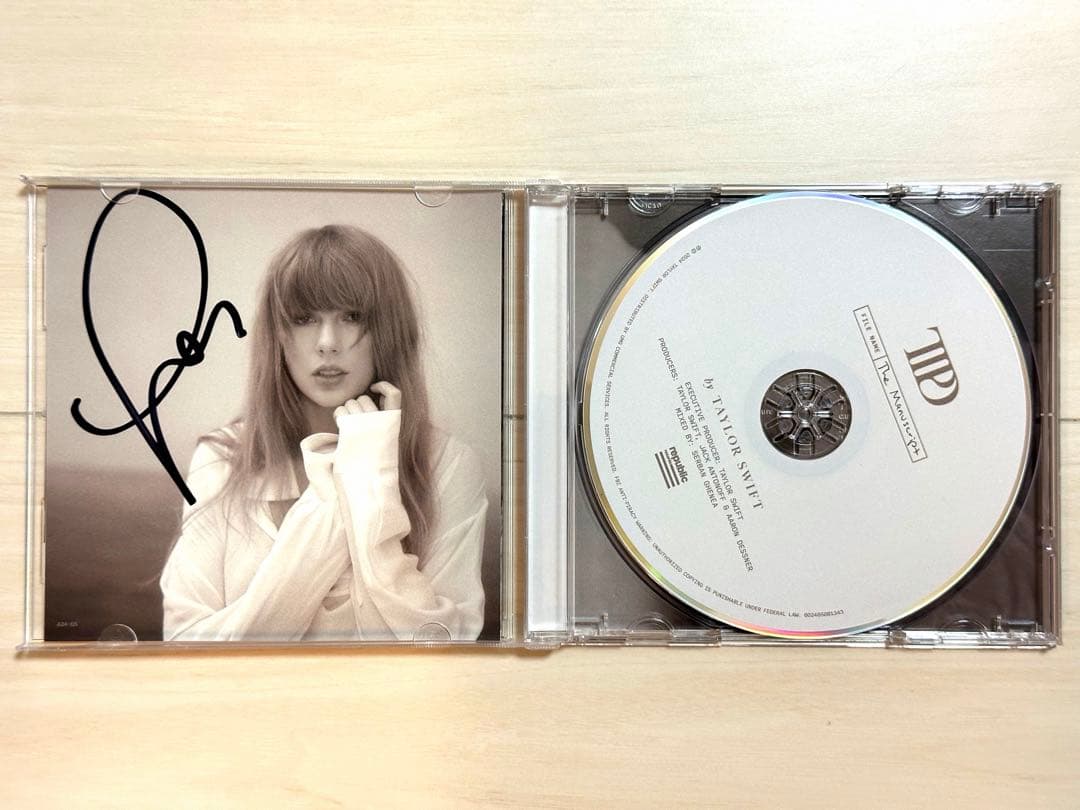 直筆サイン入り Taylor Swift TTPD CDアルバム 新品 輸入盤