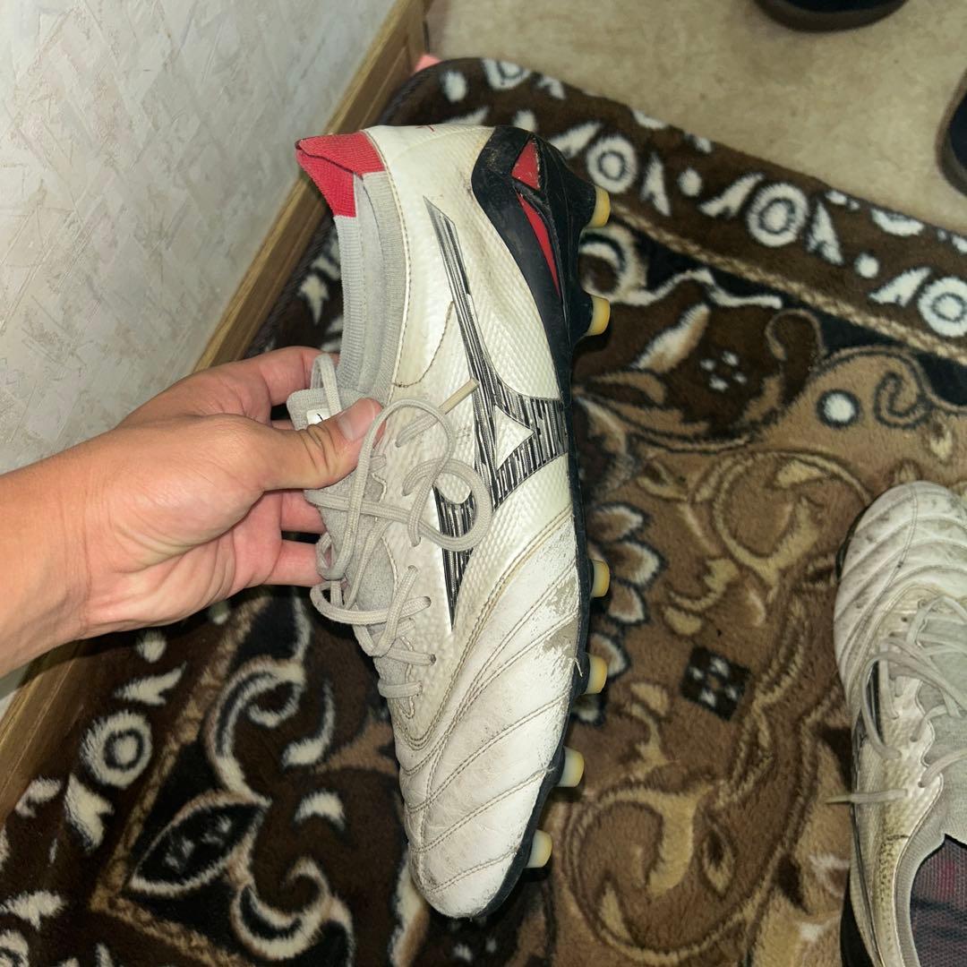 Mizuno Morelia Neo II サッカーシューズ