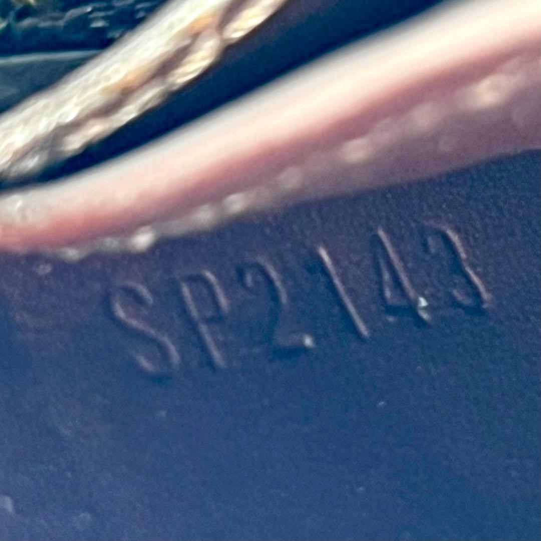 【極美品】 ルイヴィトン ヴェルニ アマラント ジッピーウォレット M93522