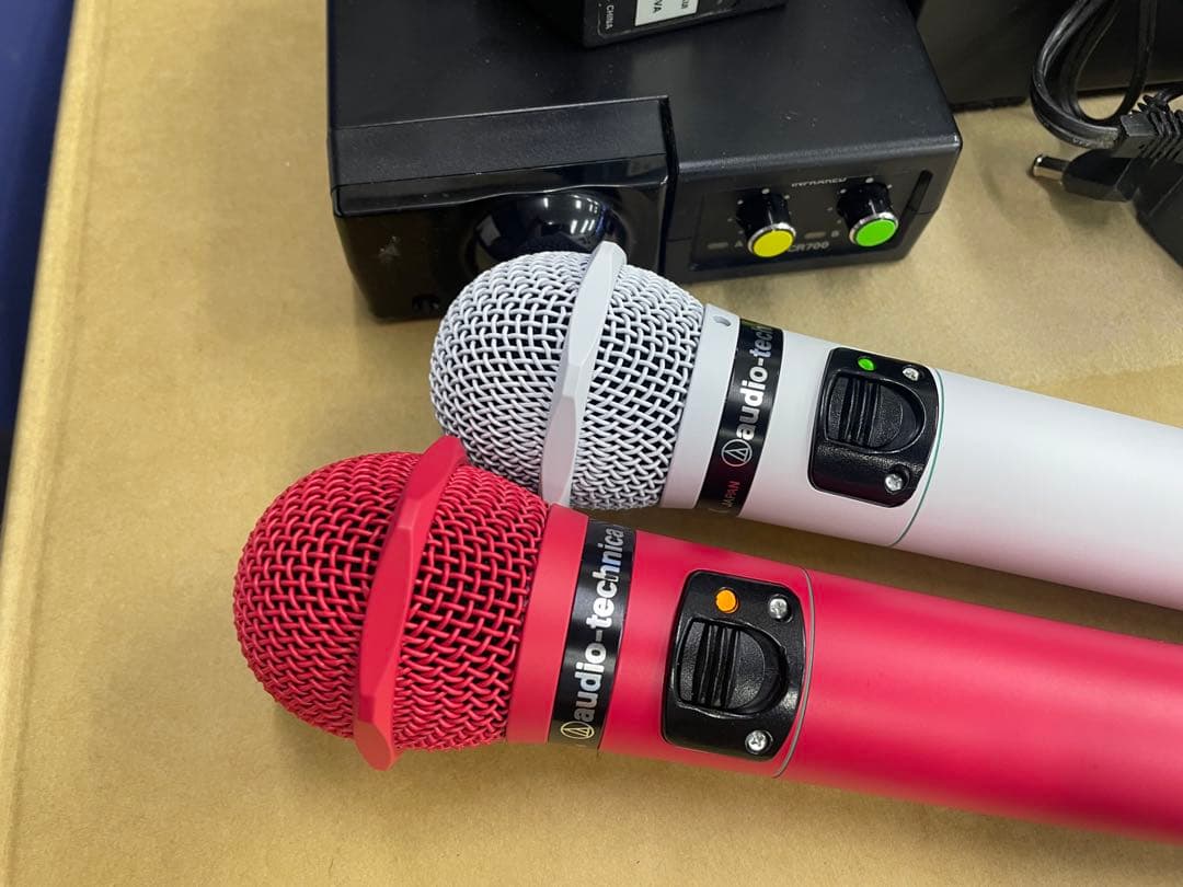 audio-technica ワイヤレスマイクセット 白、ピンク極上！