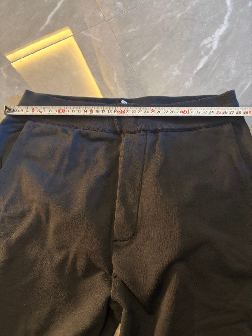 黒 スウェットパンツPRADA