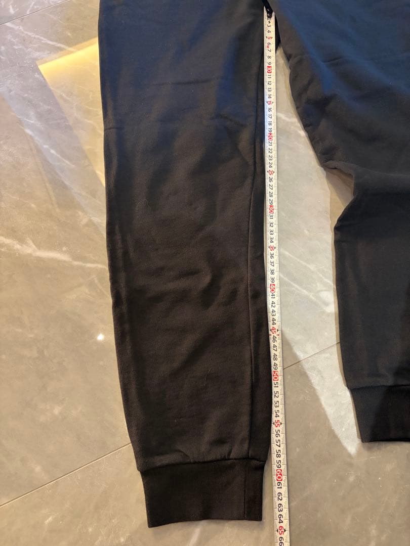 黒 スウェットパンツPRADA