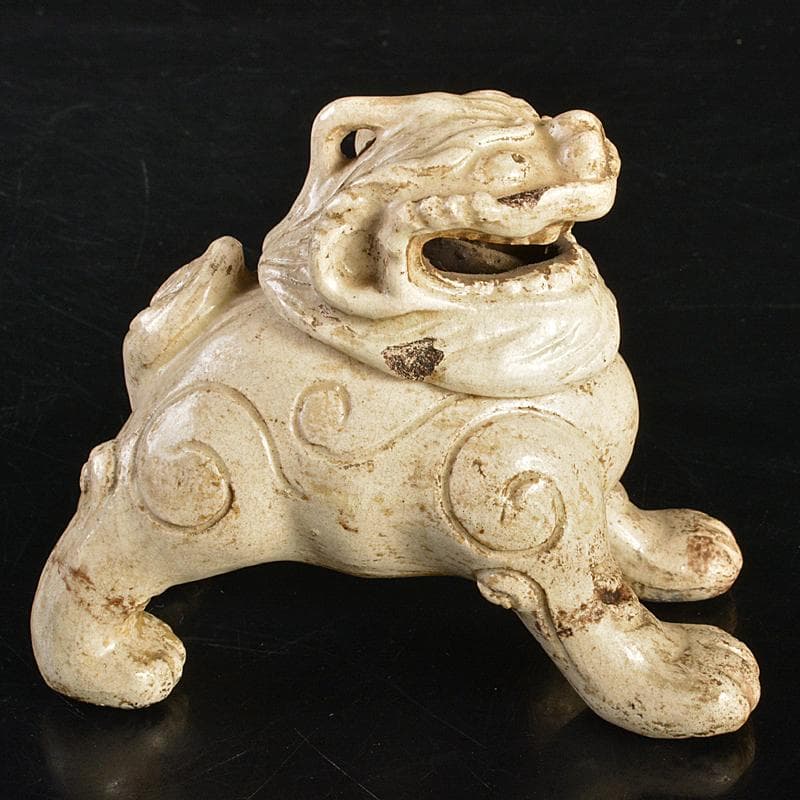 二代　楽吉左エ門　田中常慶作　楽焼　白楽獅子香炉　時代箱付　V　R7444