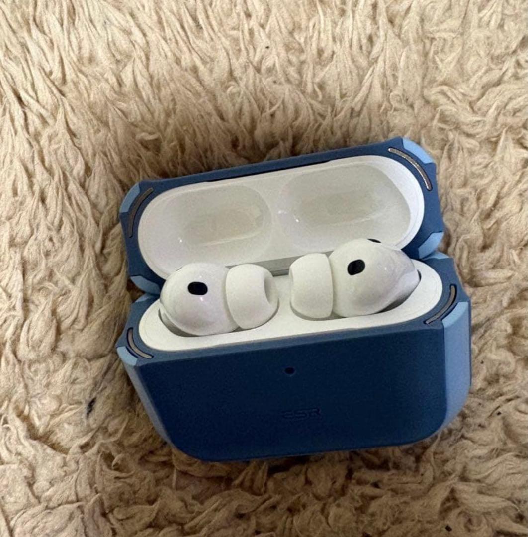 S*b様 AirPods Pro 3 本体 ESRケース付き