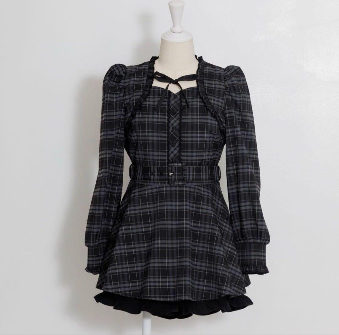 pium フリルケープフロントボタンセットアップ