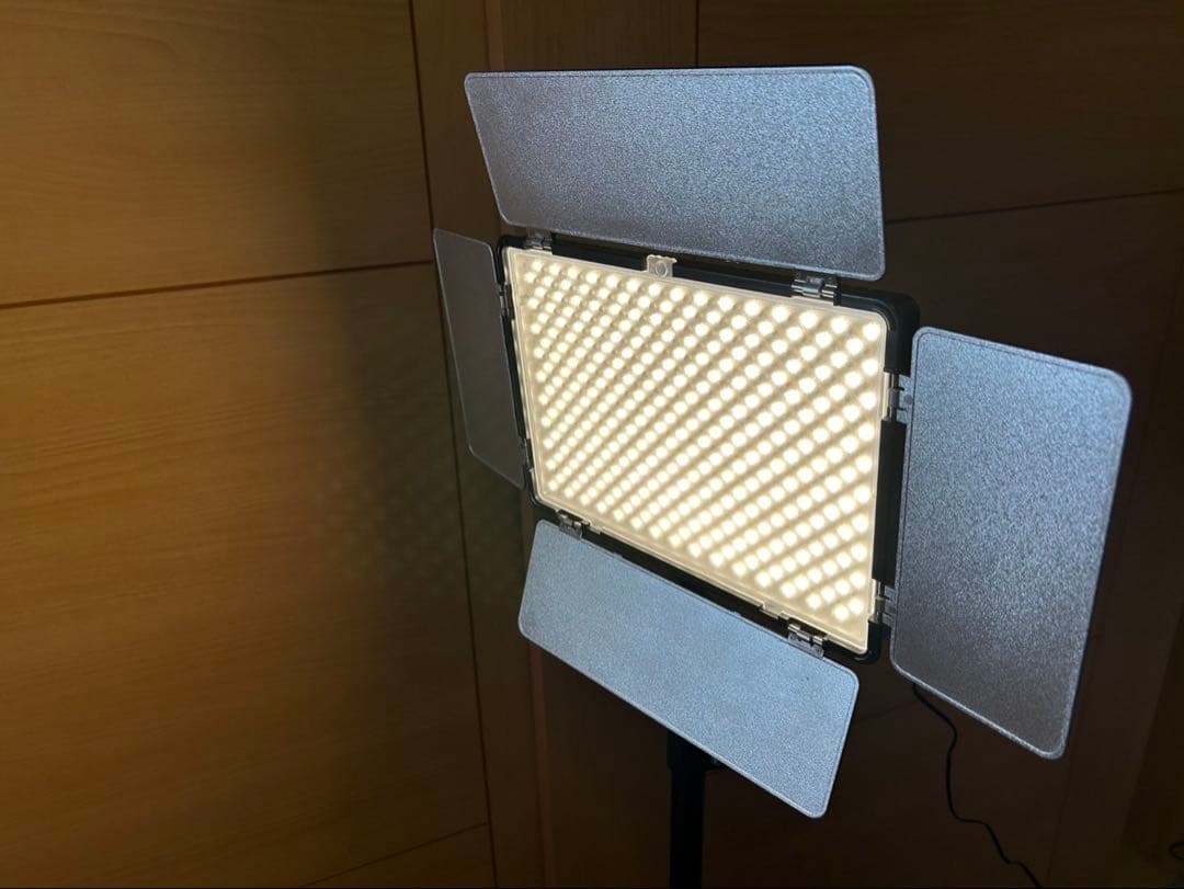 ビデオ・写真用照明 LEDライトキット SAMTIAN TL-600AS