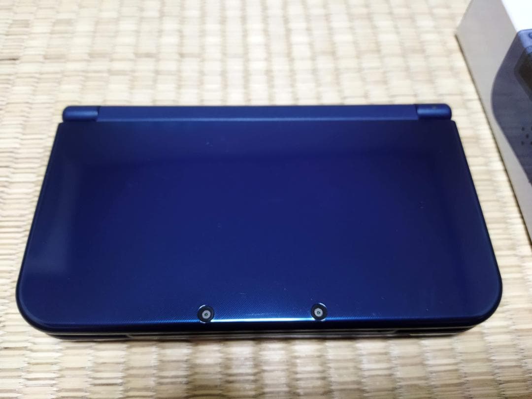 Newニンテンドー3DS LL メタリックブルー+ACアダプタ付き