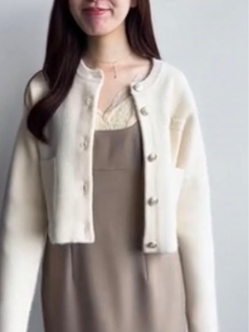 新品　未使用　ココディール　ニットジャケット　ニットカーディガン　ホワイト　白