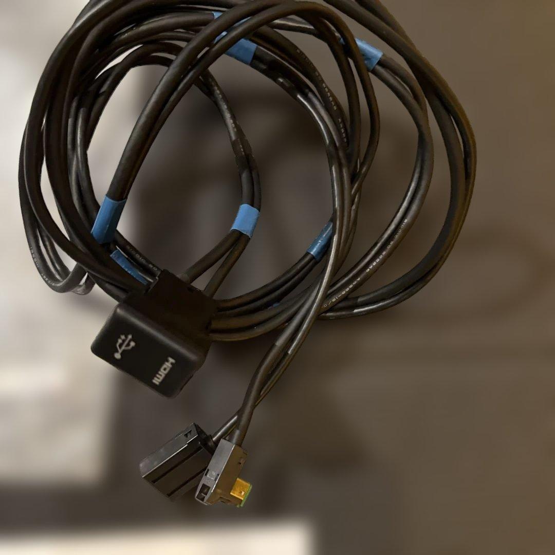 086B0-00010 トヨタ純正USB/HDMI入力端子用ケーブル