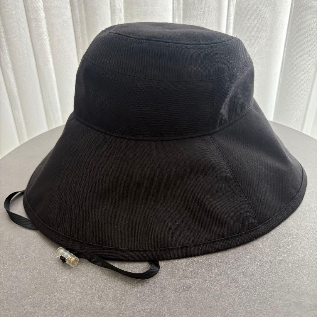 サンバリア 100 ナチュラルハット ブラック 黒 顎紐付き 完全遮光 UV
