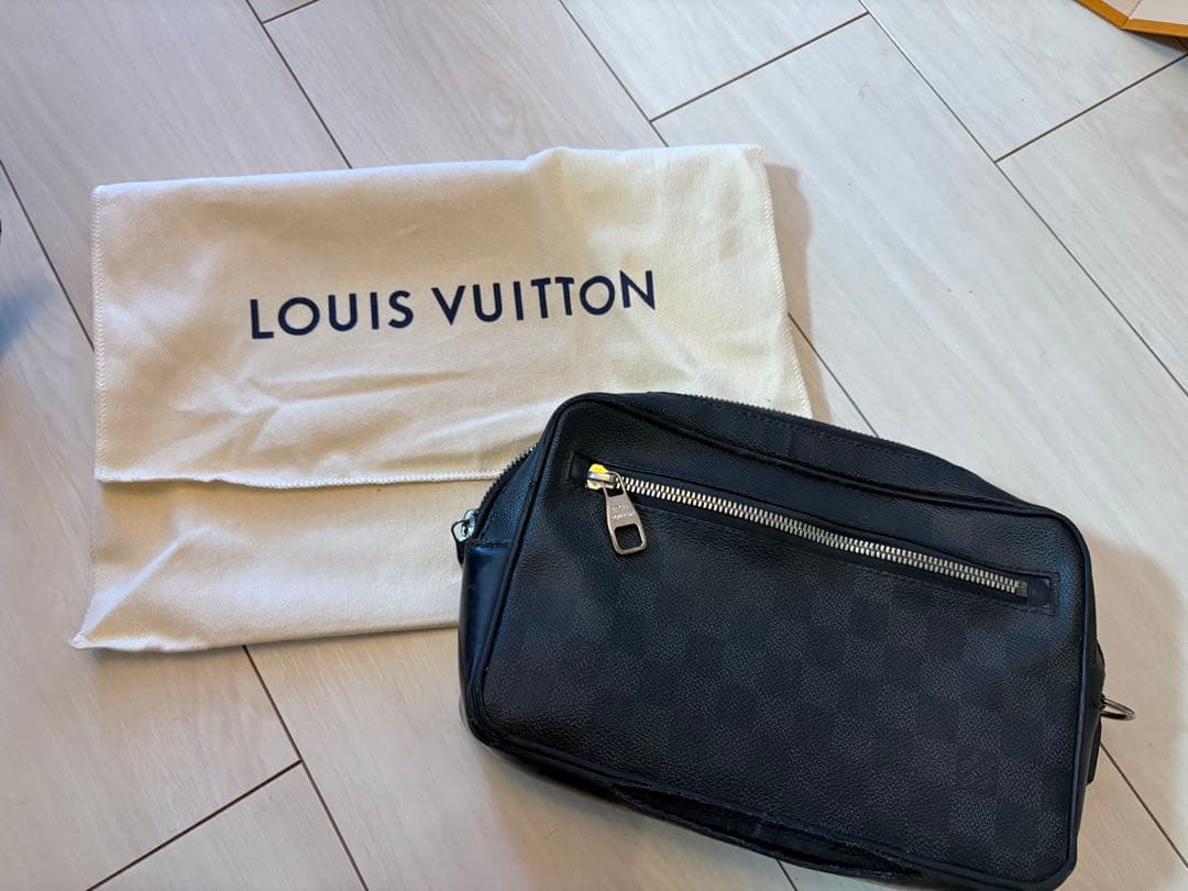 Louis Vuitton ブラック ダミエ