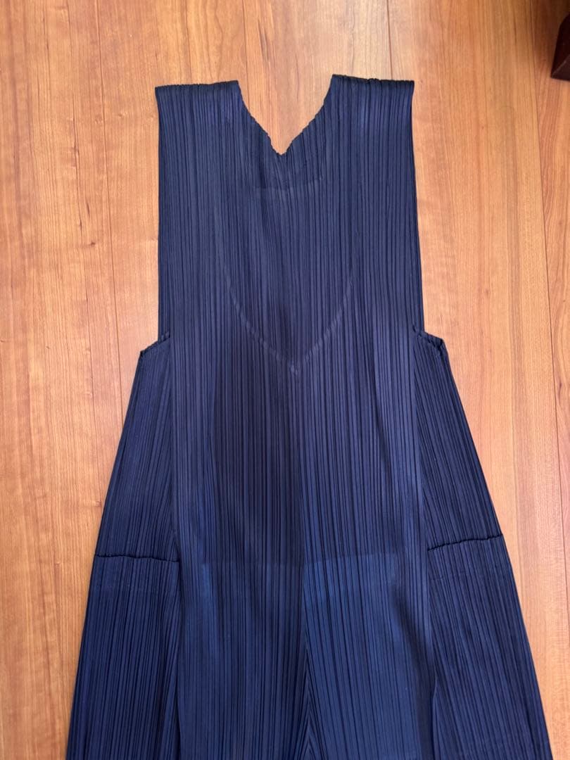 美品 PLEATS PLEASE ネイビー オールインワン