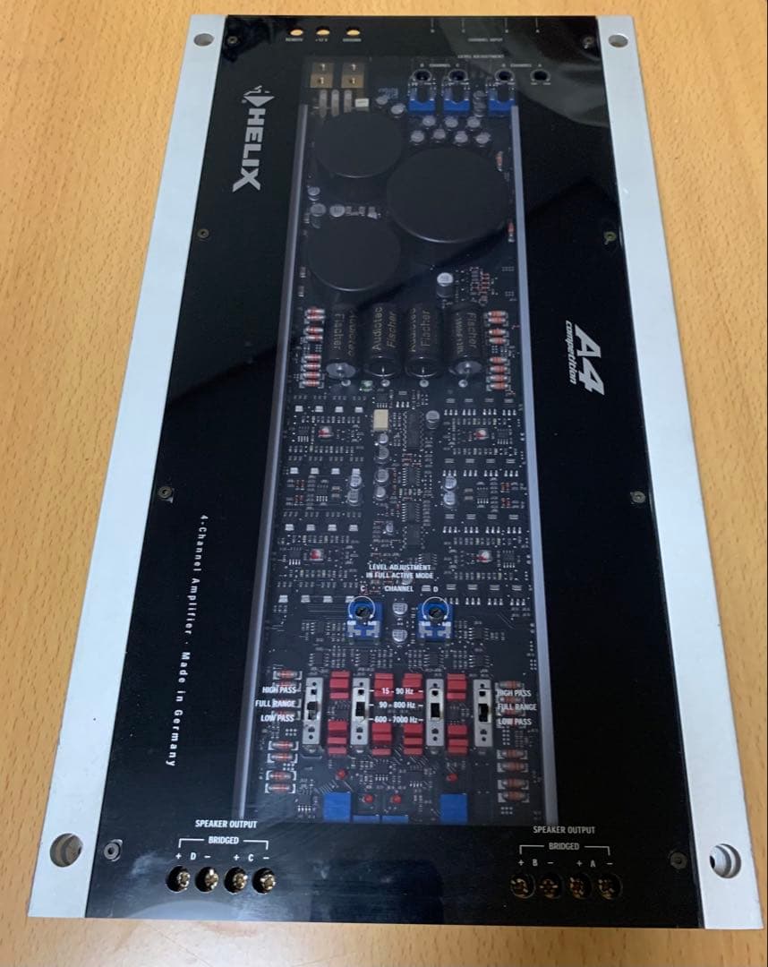 HELIX 4chパワーアンプ　A4