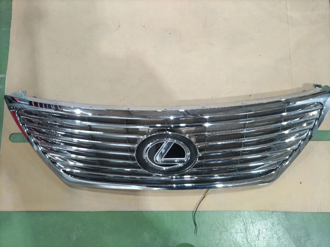 メタバースカスタムグリル クローム仕上げ