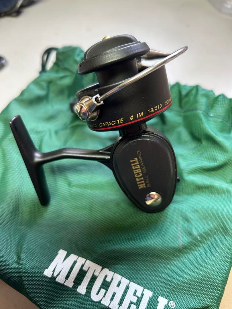 MITCHELL カーボン リール 収納袋付き